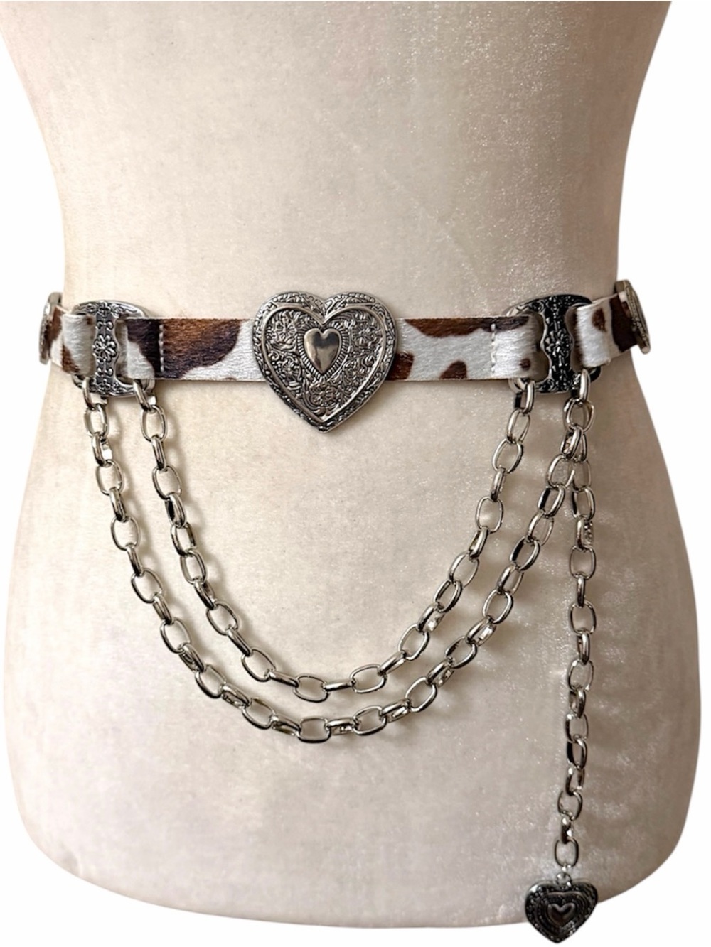 Haute Hippie Cow Print faux fur Hair-on-Hide Heart Chain Belt NWT - Picture 2 of 13